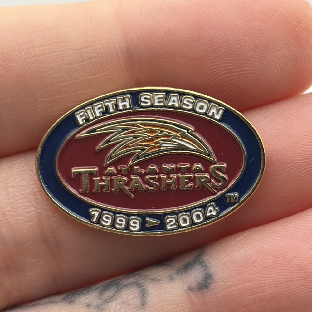 Atlanta Thrashers‎ Ice Hockey Team Fifth Season 1999-2004 Lapel Hat Pin